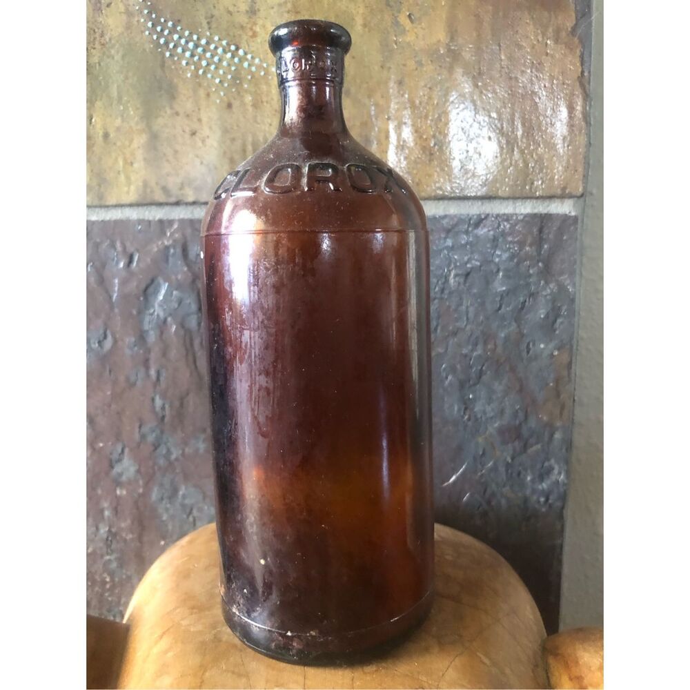 Vintage 1930s–1940s Amber Glass Clorox Pint Bottle with Embossed Diamond Logo